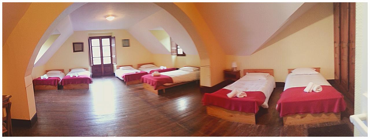La Villa D'Alti Bagneres-de-Luchon Ruang foto